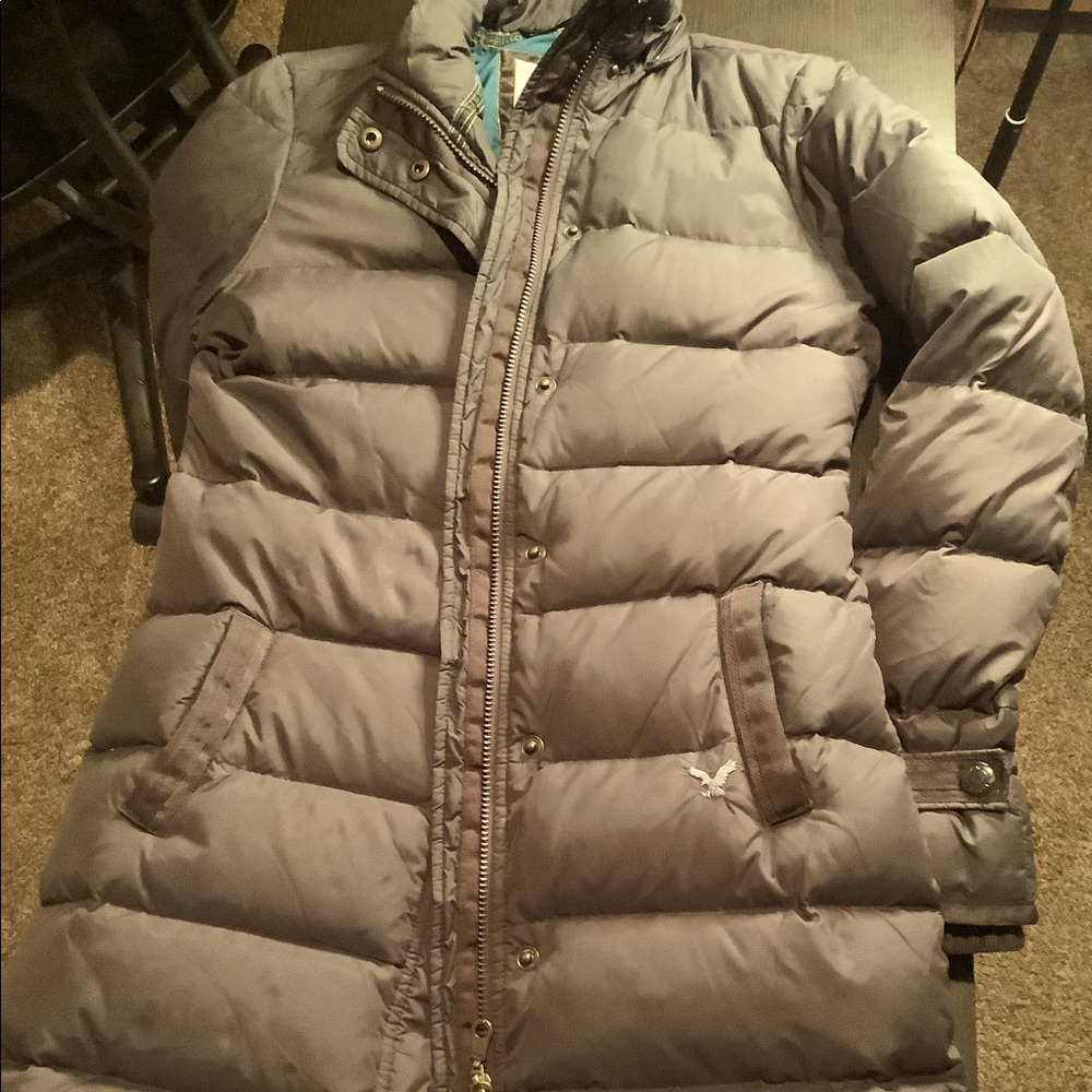 American Eagle Puffy Trench
